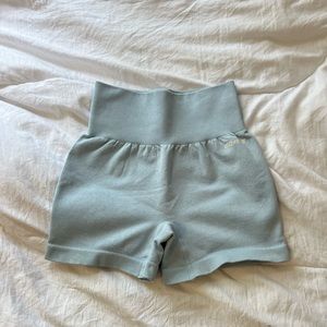 Bo+Tee workout shorts XS